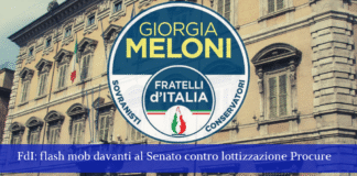 flash mob di FdI davanti al Senato contro lottizzazione Procure