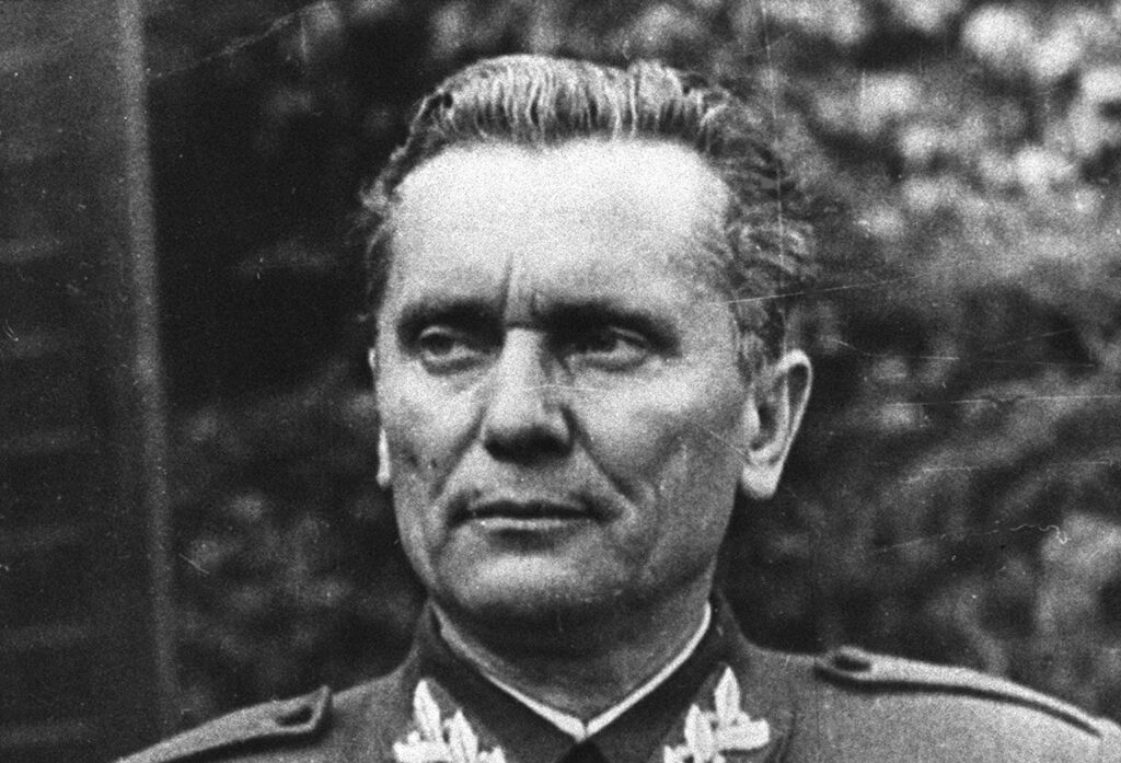 Shame on Strasbourg: the left defends Tito and erases the memory of the infoibati