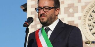Pierluigi Biondi, sindaco di L'Aquila.