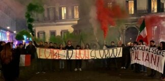 Gioventù Nazionale in piazza dei Martiri a Napoli