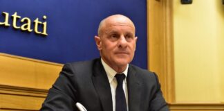 vicepresidente della Camera dei deputati Fabio Rampelli di Fratelli d’Italia.
