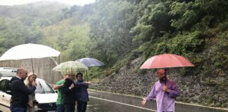 L’On. Riccardo Zucconi di Fratelli d’Italia presso il Ponte di Campia a Gallicano