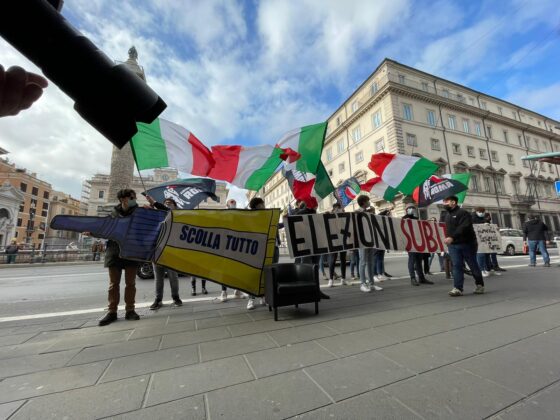 Flash mob di Gioventù Nazionale