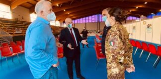 Salvatore Deidda, Deputato di Fratelli d'Italia in visita al centro vaccinale di Quartu.