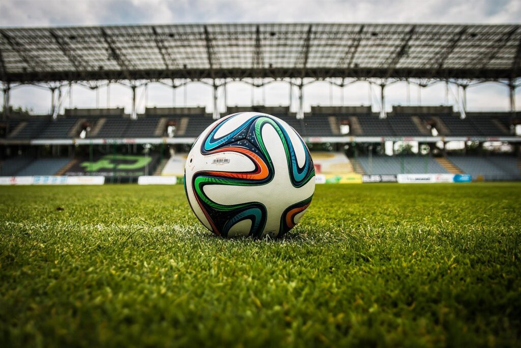 Pallone e storia: calciatori oltre il “rettangolo verde”