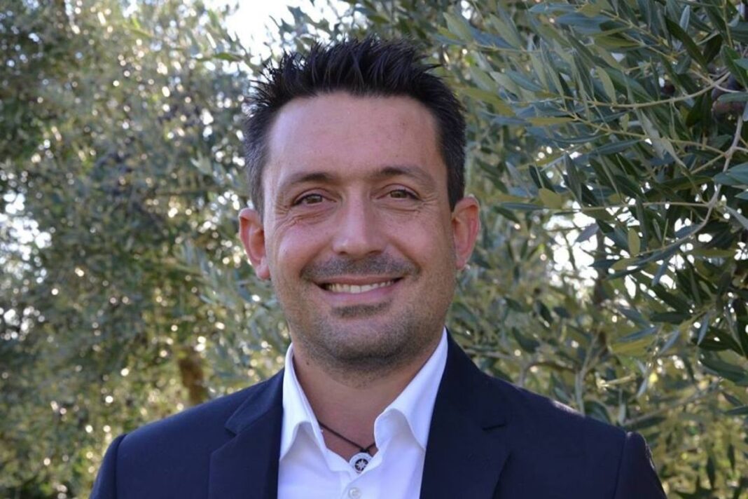 Matteo Arcenni, Consigliere comunale di Fratelli d'Italia.
