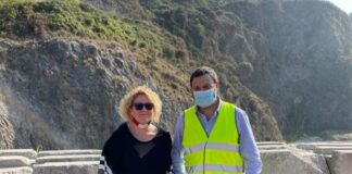 Vittorio Fantozzi, Consigliere regionale di Fratelli d’Italia e Manuela Aiazzi, candidata a sindaco di Montignoso durante il sopralluogo all’ex Cava Fornace.