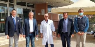 Diego Petrucci, Consigliere regionale di Fratelli d’Italia durante il sopralluogo all'ospedale di Portoferraio.