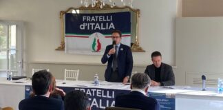 Conferenza stampa di Fratelli d'Italia su vicenda Estra-Macrì.