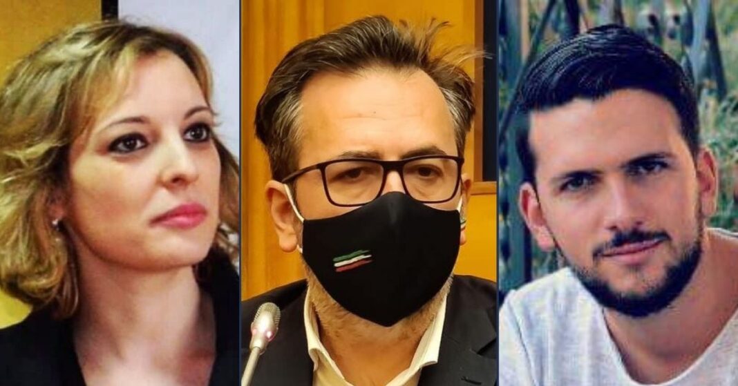 Mariacristina Masi, Consigliere di Fratelli d'Italia del X Municipio, Andrea De Priamo, Capogruppo in Assemblea Capitolina di Fratelli d'Italia e Luca Zamagni, membro di Fratelli d’Italia del X Municipio.