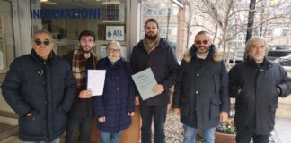 Maurizio Marrone, capogruppo Fratelli d'Italia in Regione Piemonte, Enzo Liardo, vice capogruppo di Fratelli d'Italia in Comune di Torino e i I consiglieri di Fratelli d'Italia: Valerio Lomanto, Patrizia Alessi, Luca Maggia.