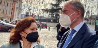 Adolfo Urso, presidente del Copasir e Ruth Dureghello, presidente della Comunità ebraica romana.
