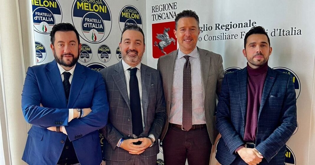 Francesco Torselli, capogruppo di Fratelli d’Italia nel Consiglio regionale toscano, Alessandro Capecchi, consigliere regionale e vicepresidente della Commissione Urbanistica di Fratelli d’Italia, Fabrizio Rossi, coordinatore regionale di Fratelli d’Italia e vicesindaco di Grosseto e  Francesco Michelotti, assessore all’Urbanistica del Comune di Siena di Fratelli d’Italia.