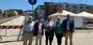 Gabriele Veneri, Consigliere Regionale di Fratelli d'Italia e Marco Casucci, Vicepresidente del Consiglio Regionale della Lega durante il sopralluogo all'ospedale di vallata Santa Margherita di Cortona.