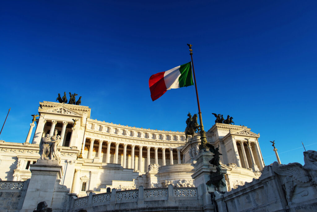 Festa del Tricolore, oggi si celebra la nostra Bandiera 