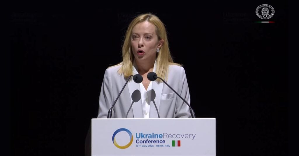 Meloni guida la ricostruzione ucraina: l’Italia si candida a pilastro del nuovo ordine europeo