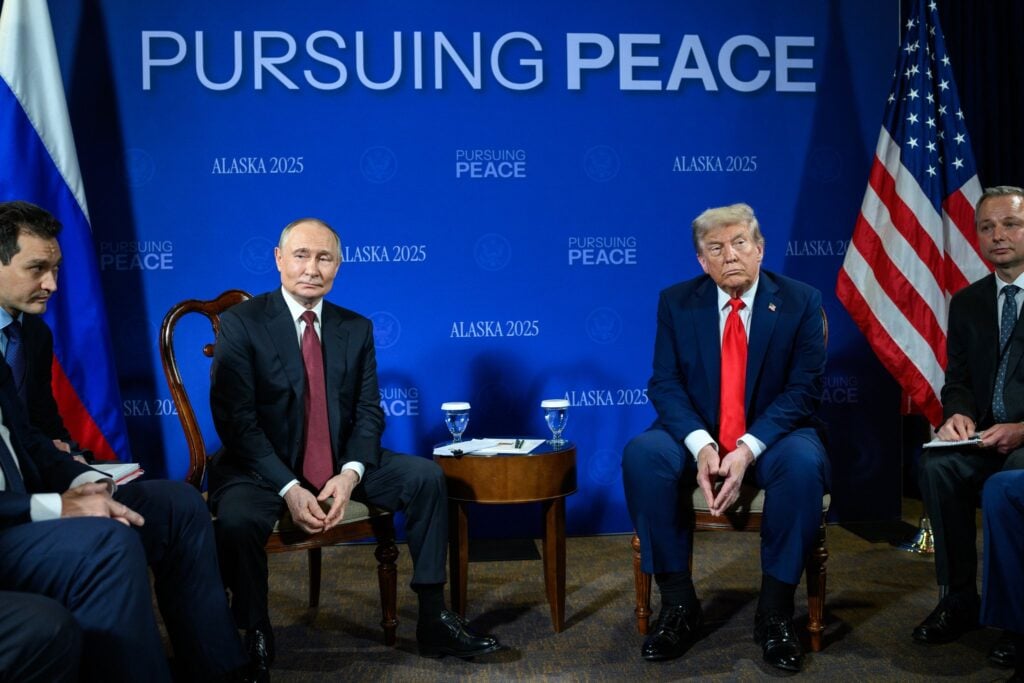 Alaska: spiragli veri di pace con le garanzie di sicurezza per Kiev