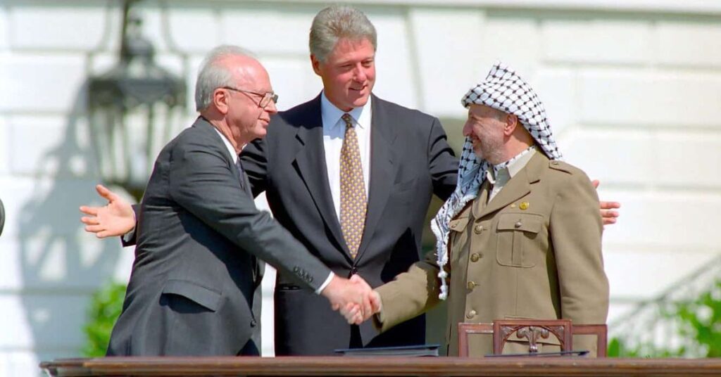 32 anni fa gli Accordi di Oslo tra Israele e l’OLP. Cosa è rimasto e in cosa possiamo sperare