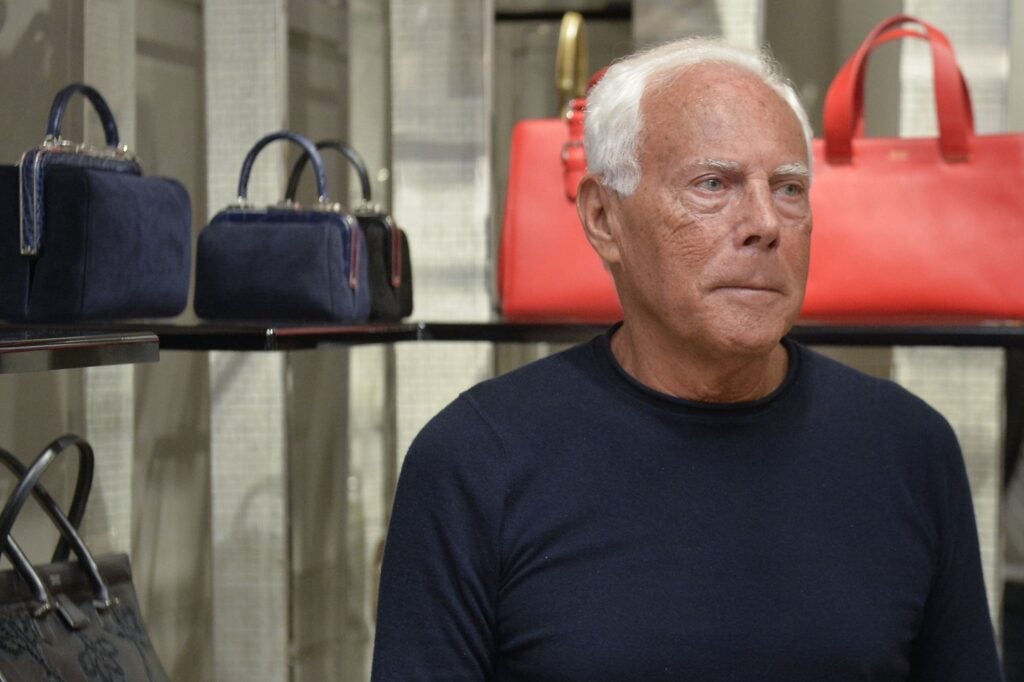 Giorgio Armani, l’uomo che ha vestito il mondo e consacrato il Made in Italy
