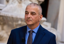 Governo Meloni, 1413 giorni di stabilità. Fazzolari: “Un record importante per tutta Italia”