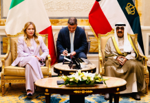 Meloni in Kuwait, proroga del tetto ai carburanti: cresce il peso diplomatico della premier